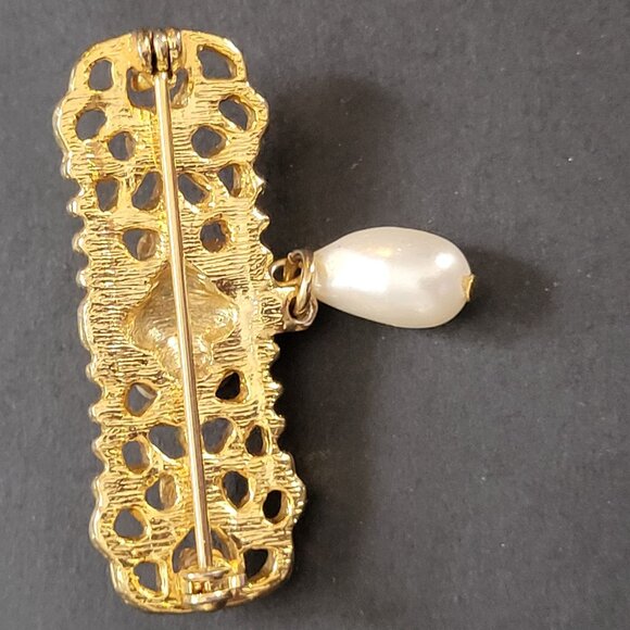 Vintage Gold-Tone Filigree Brooch With Faux Pearls & Rhinestones Drop Pendant - Picture 4 of 5